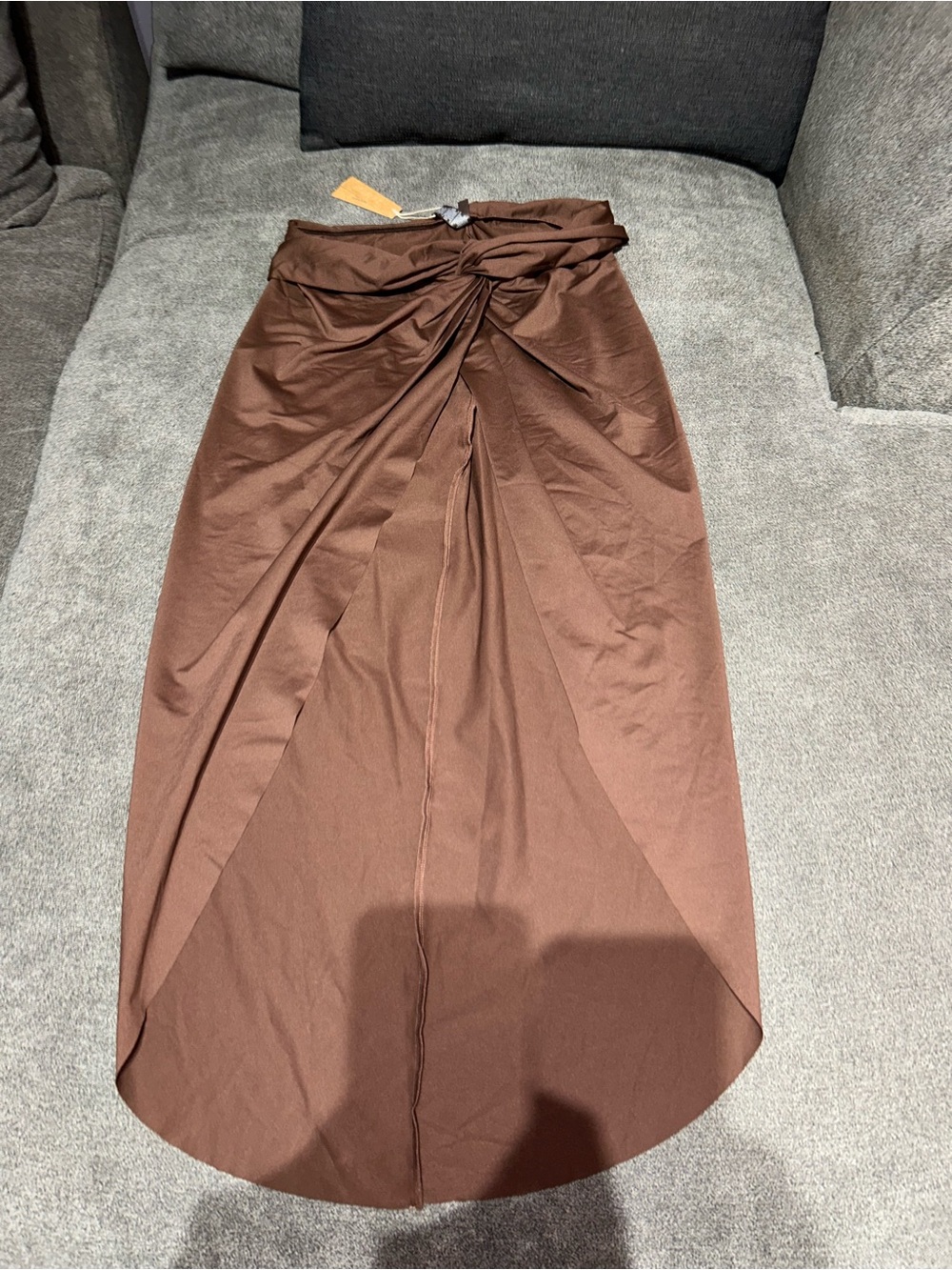 Nwt- skims - size medium - Brown Twist-Front High-Low Midi Skirt